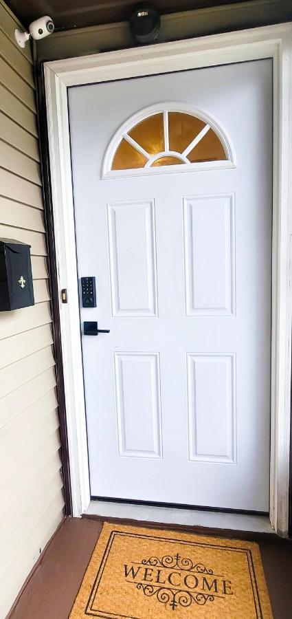 Great 2 Bedroom Condo,Free Parking,Easy Commute. Irvington Exterior foto